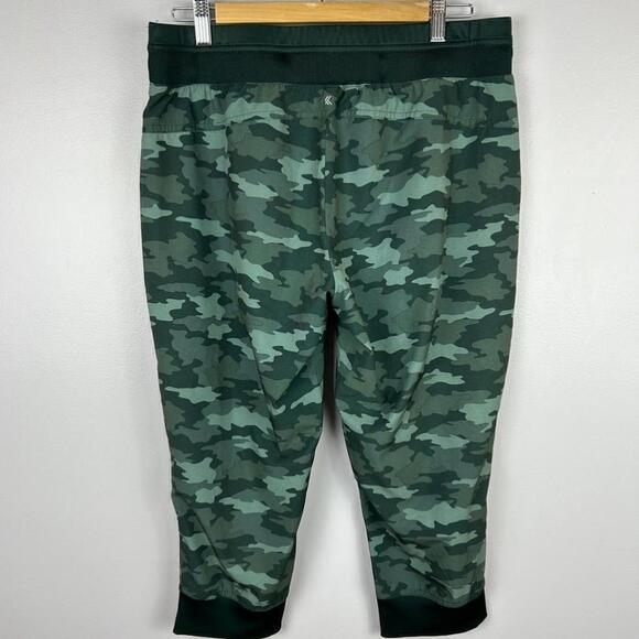Kyodan Green Camouflage Capri Pants Large - Picture 10 of 13